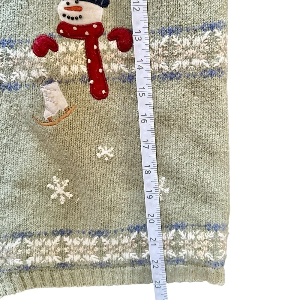 Croft & Barrow Women’s Medium Snowman Zip-Up Christmas Sweater - Picture 8 of 8